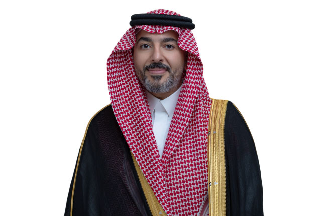 محافظ التأمينات الاجتماعية يهنئ القيادة الرشيدة بمناسبة حلول عيد الفطر المبارك